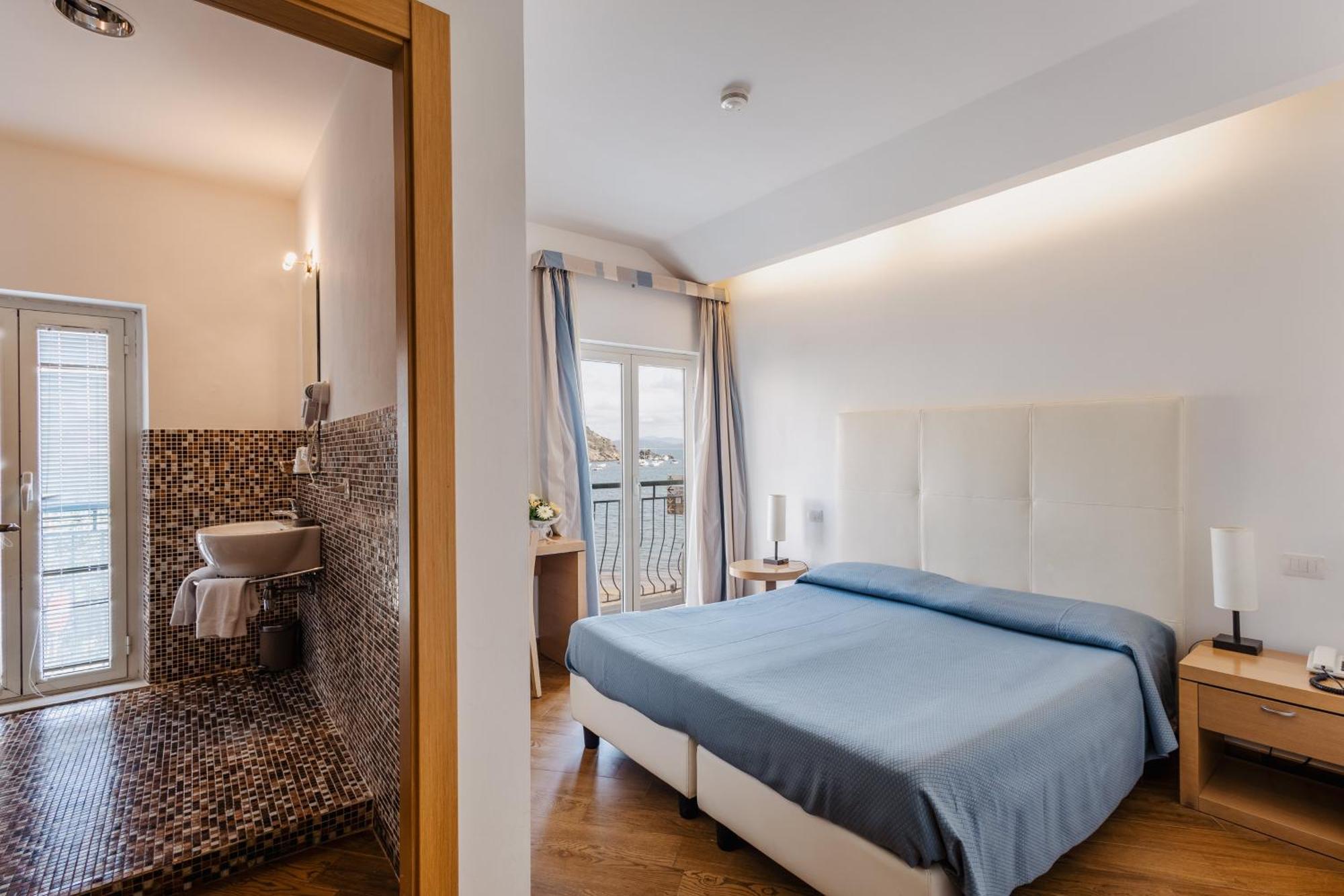 Bi Hotel ปอร์โต เอร์โกเล ภายนอก รูปภาพ